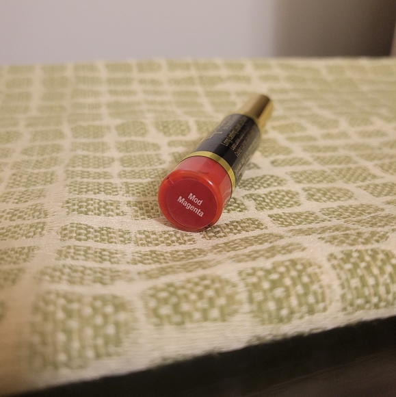 New & Sealed mod magenta lipsense - Picture 2 of 4